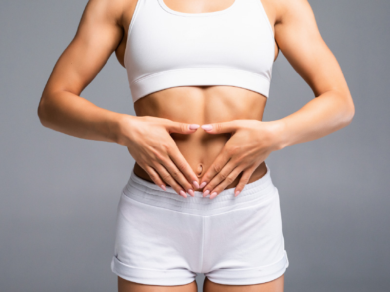 スリムな女性の画像